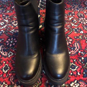 black boots platform